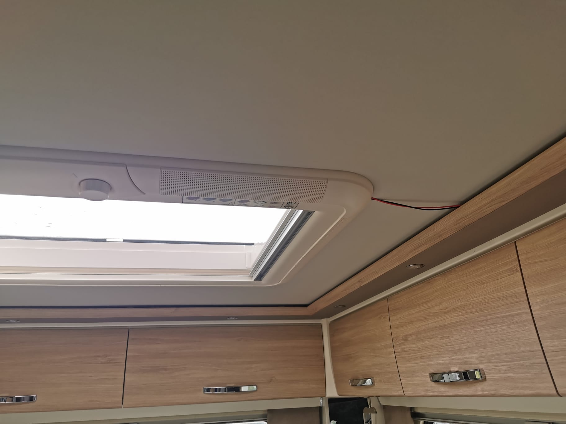 Elektrische Fensterheber fürs Wohnmobil einbauen